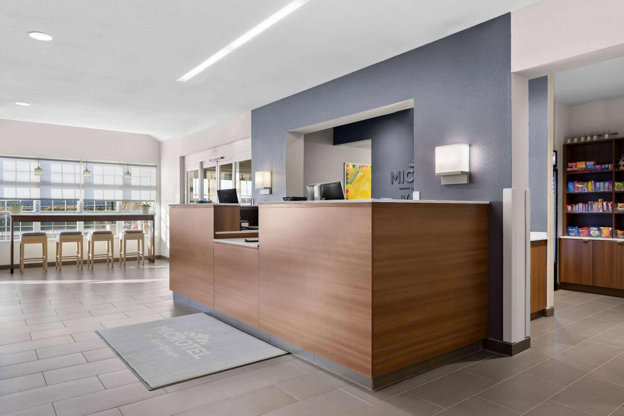 Microtel Inn & Suites By Wyndham Sweetwater Exterior photo